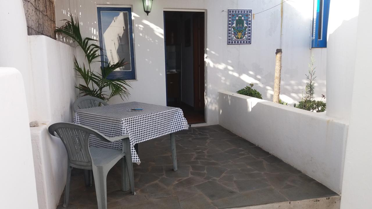 Case La Pergola Aparthotel Stromboli Exterior photo